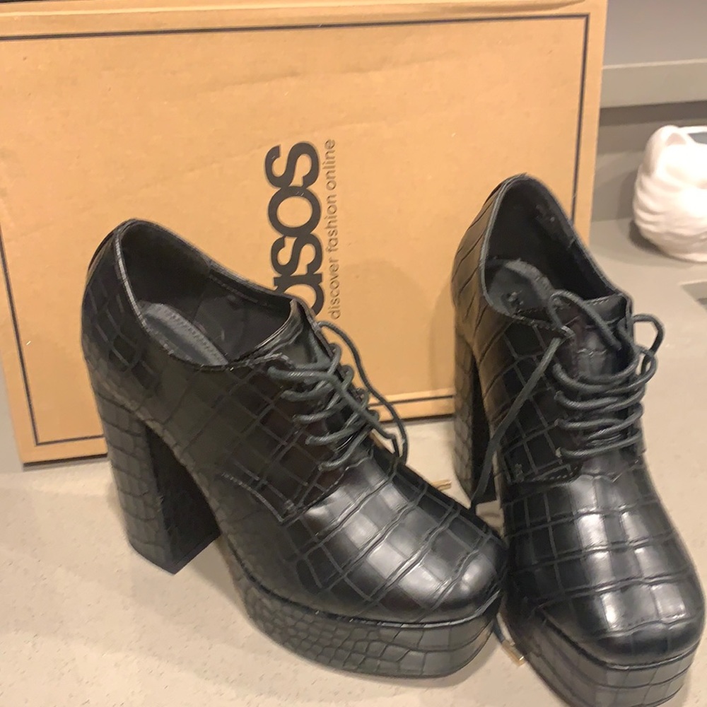 Black platform booties size 7